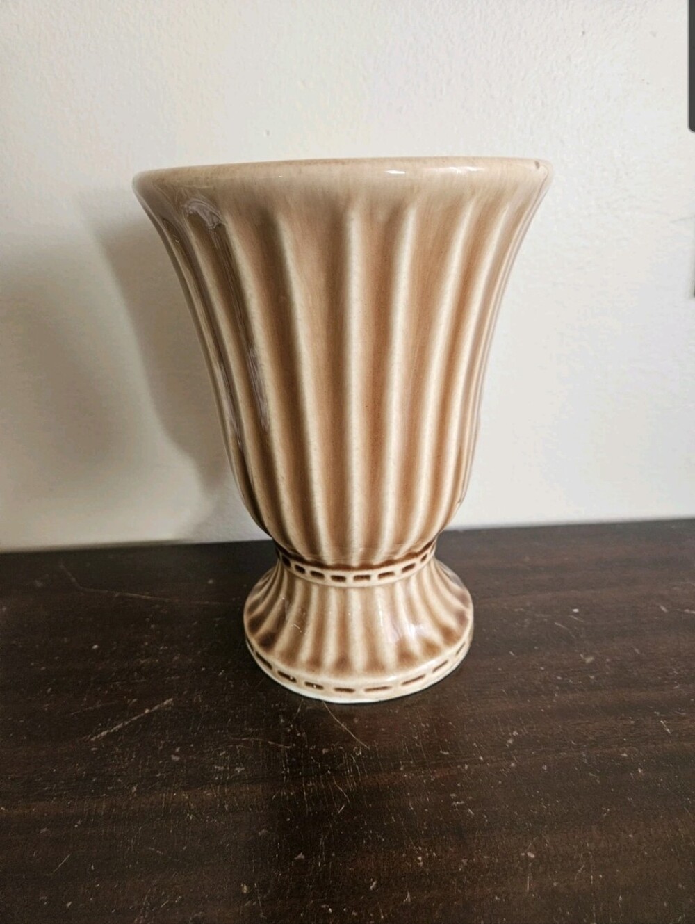 Vintage RRP Co Roseville Ohio USA 171 Fluted Pedestal Urn Vase Tan Brown, Mint